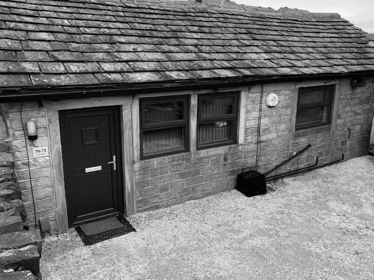 Villa The Old Forge 5 Minutes From The Motorway With Parking Bradford  Exterior foto